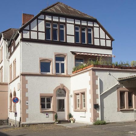 Pension Lok-Inn Walluf Bagian luar foto
