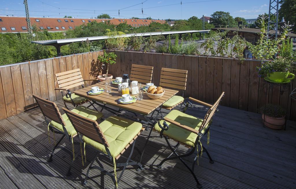 Pension Lok-Inn Walluf Bagian luar foto