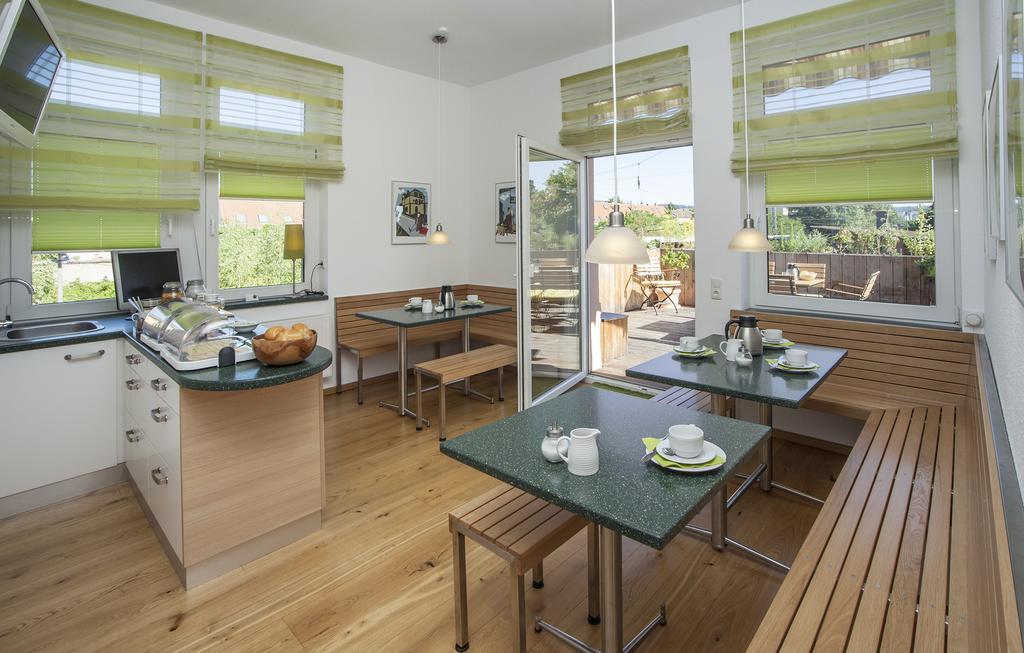 Pension Lok-Inn Walluf Bagian luar foto